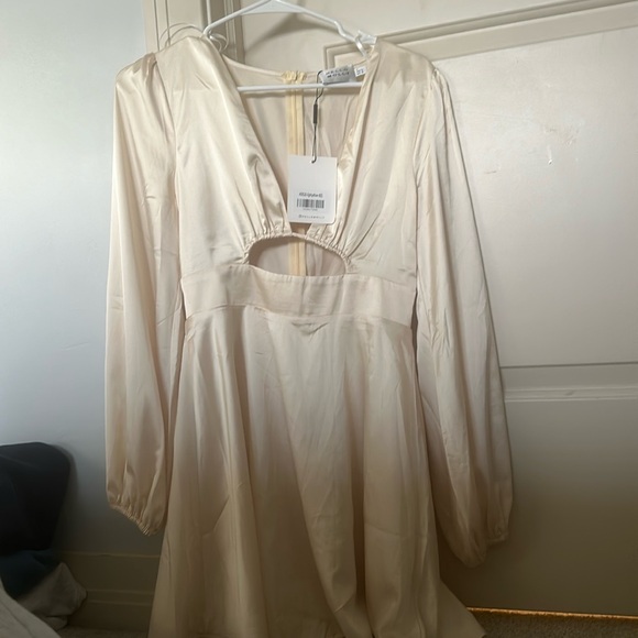 Hello Molly The Shining Spot Dress, women’s small - Picture 3 of 4